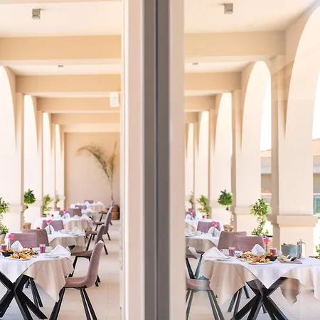 Kresten Royal Euphoria Resort
