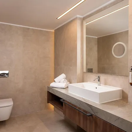 Kresten Royal Euphoria Resort